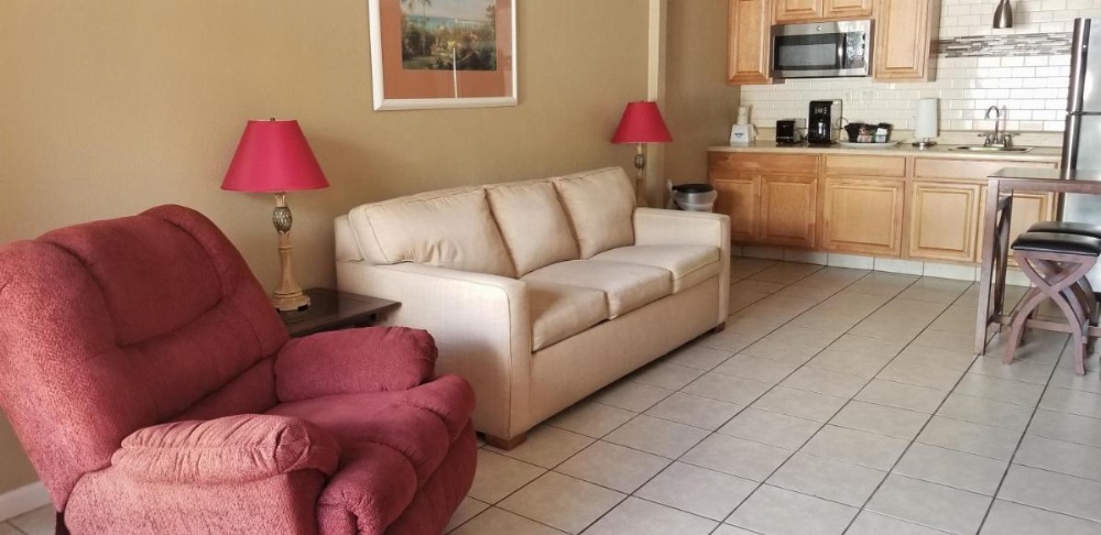 Days Inn by Wyndham Cocoa Cruiseport West At I-95/524